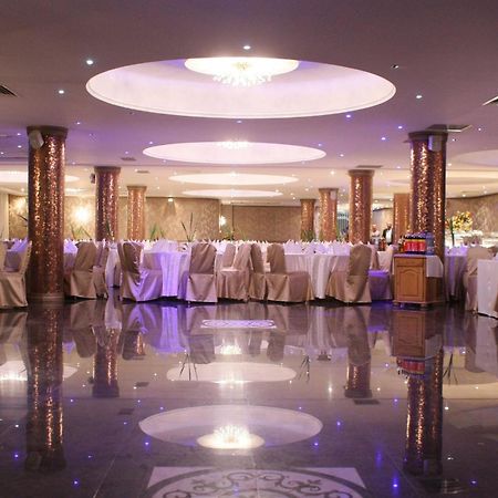 Hotel International Băile Felix エクステリア 写真