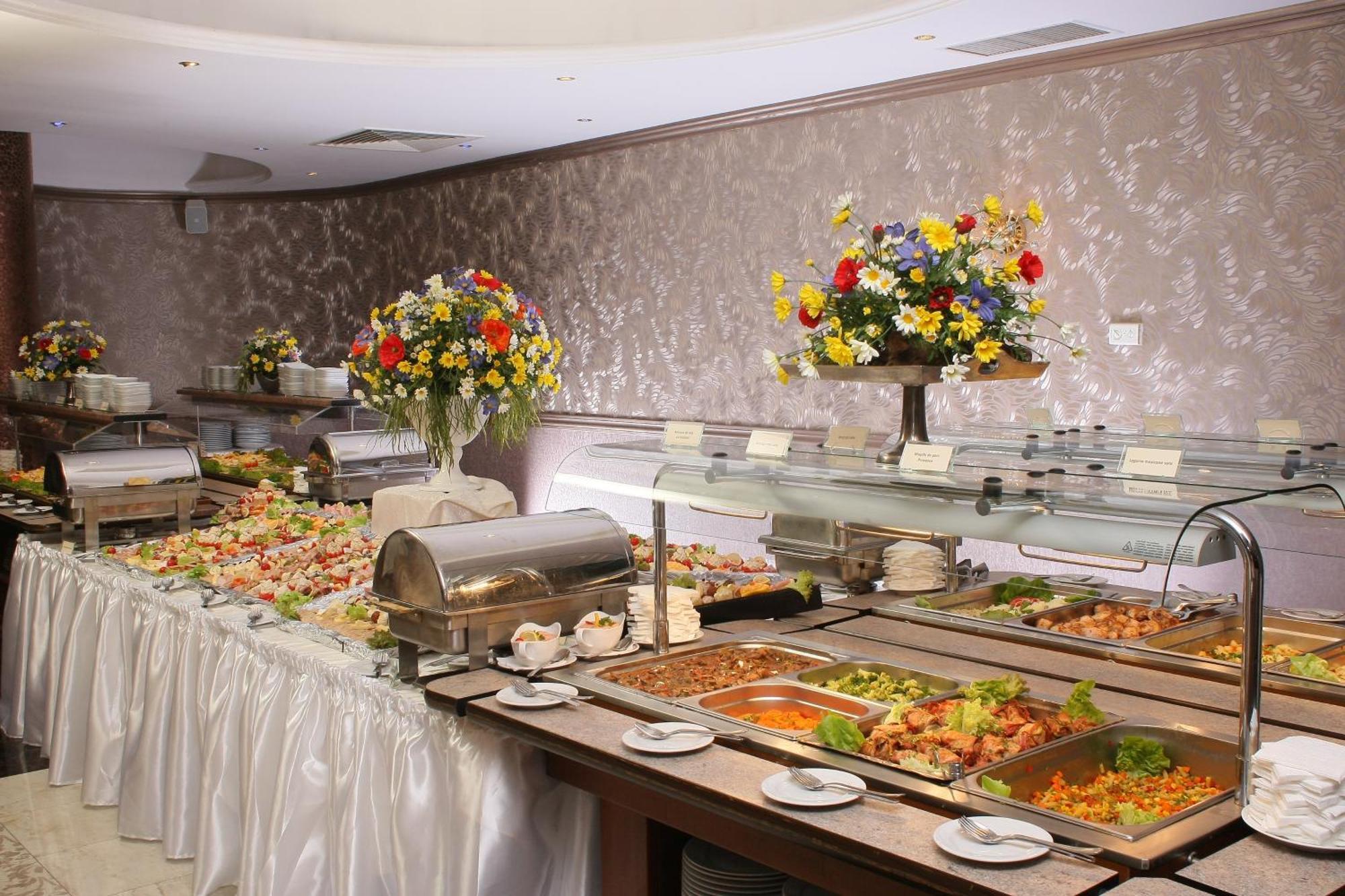 Hotel International Băile Felix エクステリア 写真